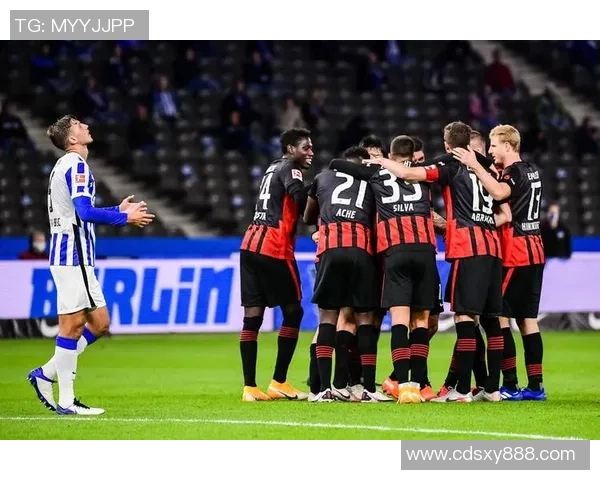 足球明星遭遇嘲讽如何应对调整心态保持竞技状态