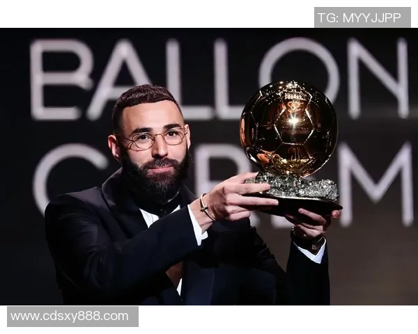 踢足球的球星们如何通过技术与努力成就辉煌职业生涯并影响全球足坛发展 踢足球的球星们如何通过技术与努力成就辉煌职业生涯并影响全球足坛发展